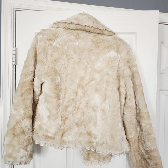 Black Rivet, Faux Fur Cream Jacket Size Large - UNWORN - Picture 9 of 9